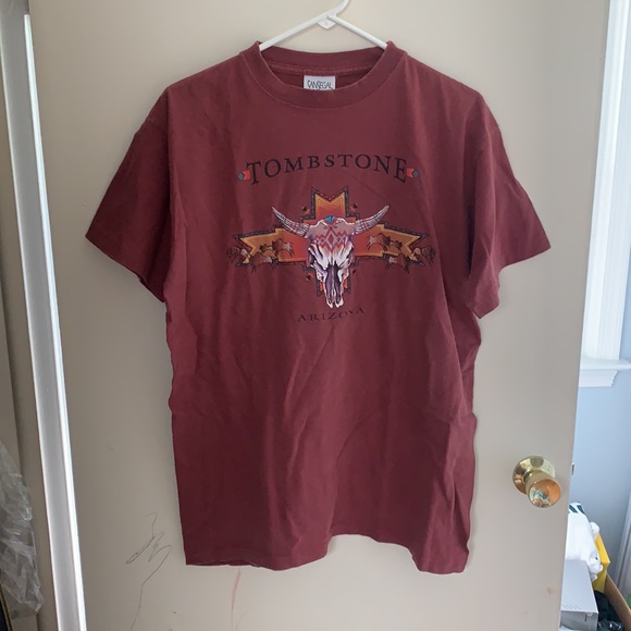 Tombstone, AZ skull shirt - Picture 2 of 4